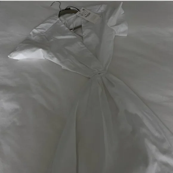 NWT Zara White Cutout Poplin Dress SZ Medium - Picture 5 of 6
